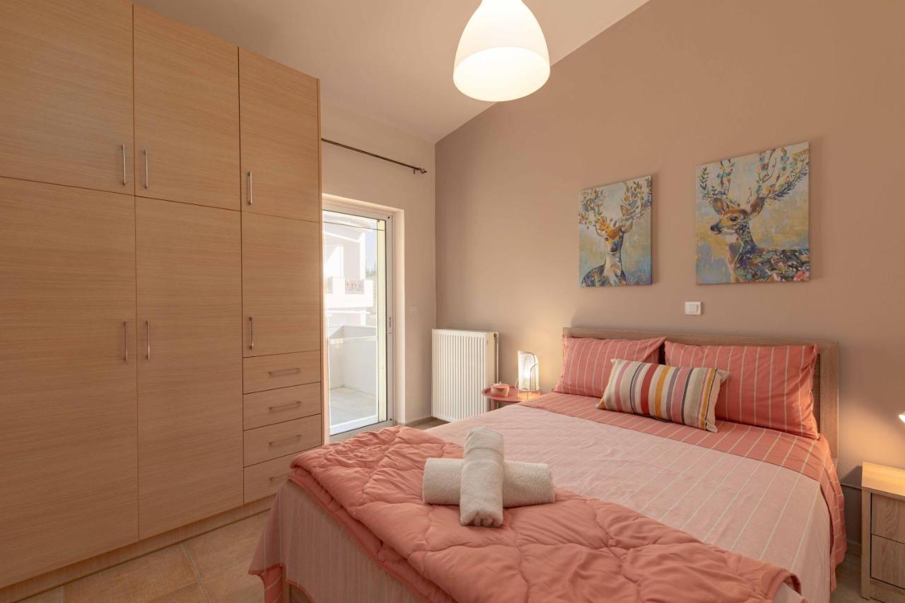 Villa Melenia For Family Holidays By The Beach อาเยีย เปลาเยีย ภายนอก รูปภาพ
