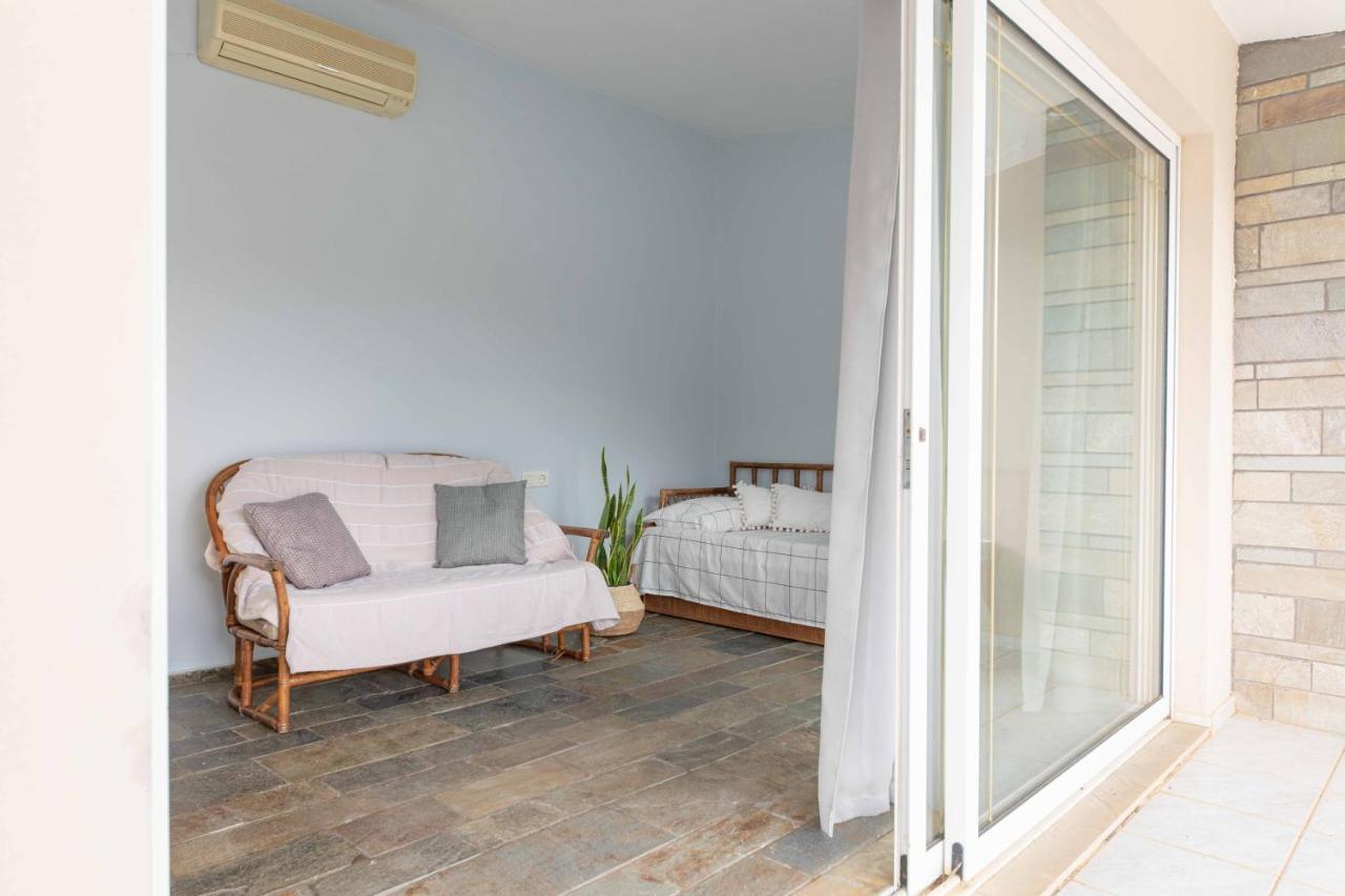 Villa Melenia For Family Holidays By The Beach อาเยีย เปลาเยีย ภายนอก รูปภาพ
