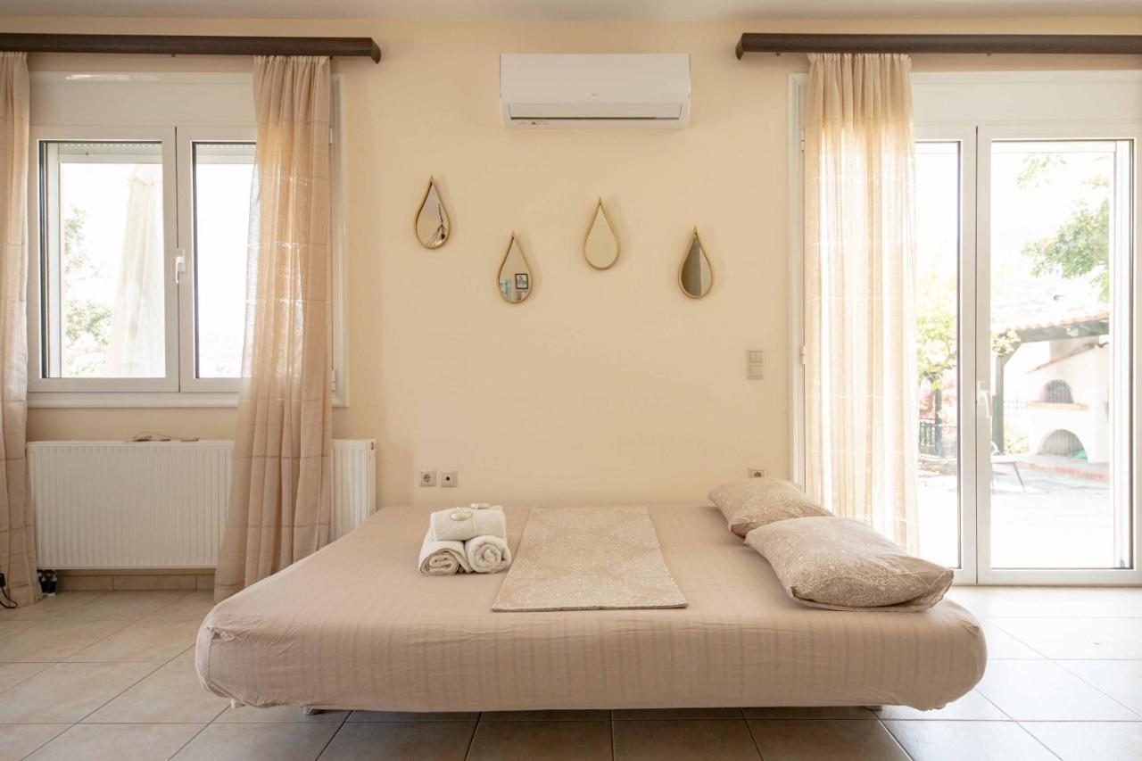 Villa Melenia For Family Holidays By The Beach อาเยีย เปลาเยีย ภายนอก รูปภาพ